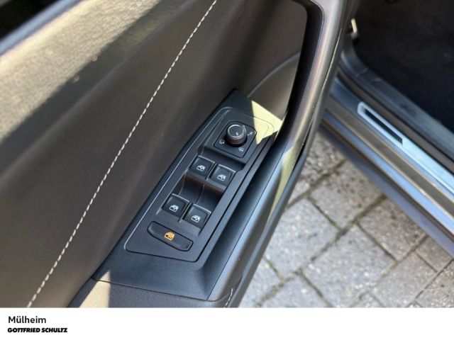 Volkswagen T-Roc 2023 г. Серый, пробег 43570 км