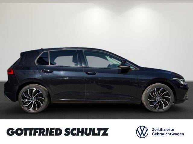 Volkswagen Golf 2022 г. Чёрный, пробег 55296 км