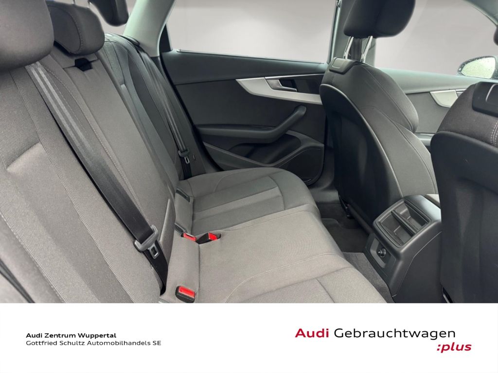 Audi A4 2023 г. Чёрный, пробег 42191 км