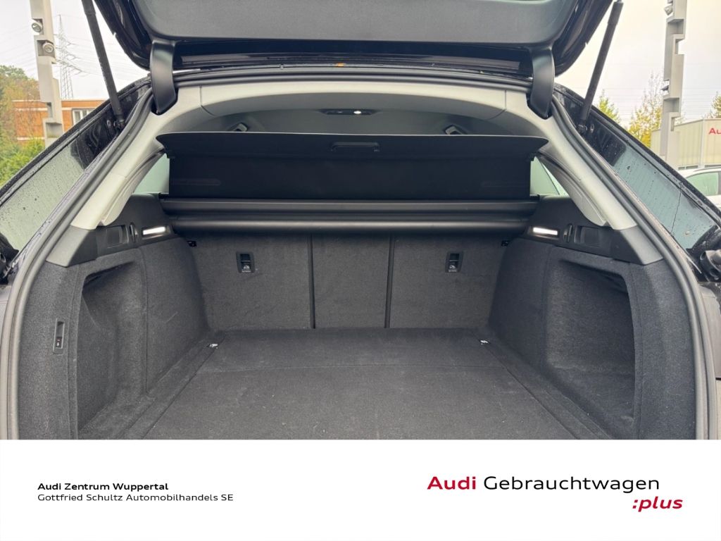 Audi A4 2023 г. Чёрный, пробег 42191 км