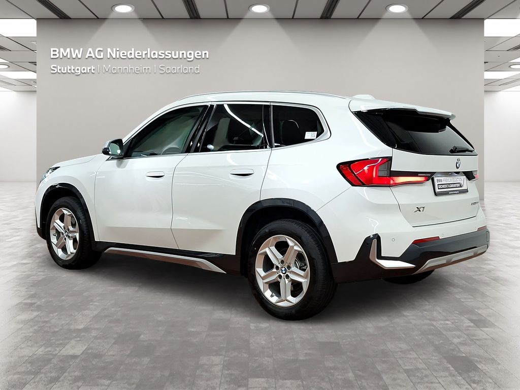 BMW X1 2023 г. Белый, пробег 51026 км