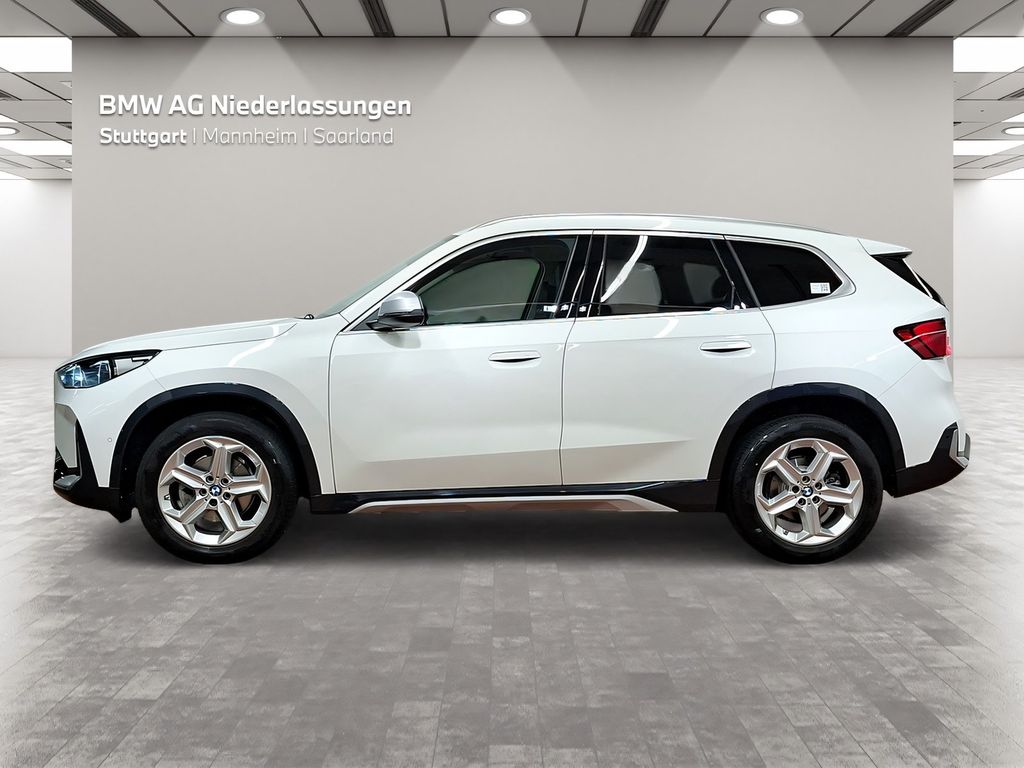 BMW X1 2023 г. Белый, пробег 51026 км
