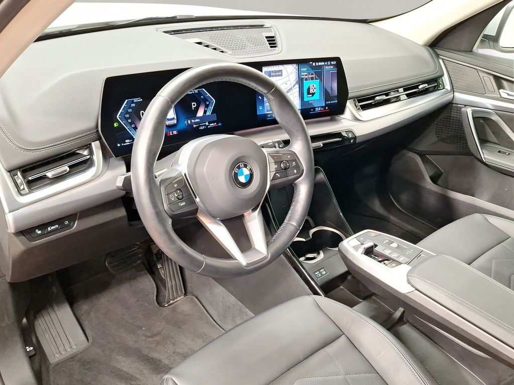 BMW X1 2023 г. Белый, пробег 51026 км