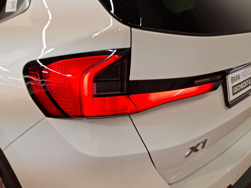 BMW X1 2023 г. Белый, пробег 51026 км