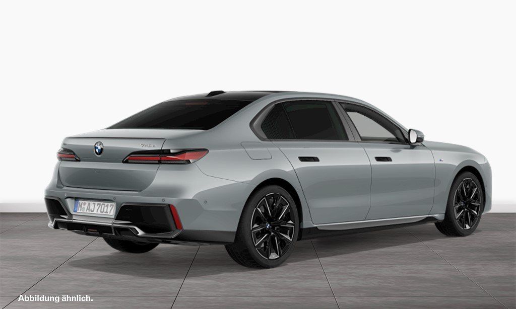 BMW 740 2024 г. Серый, пробег 43234 км