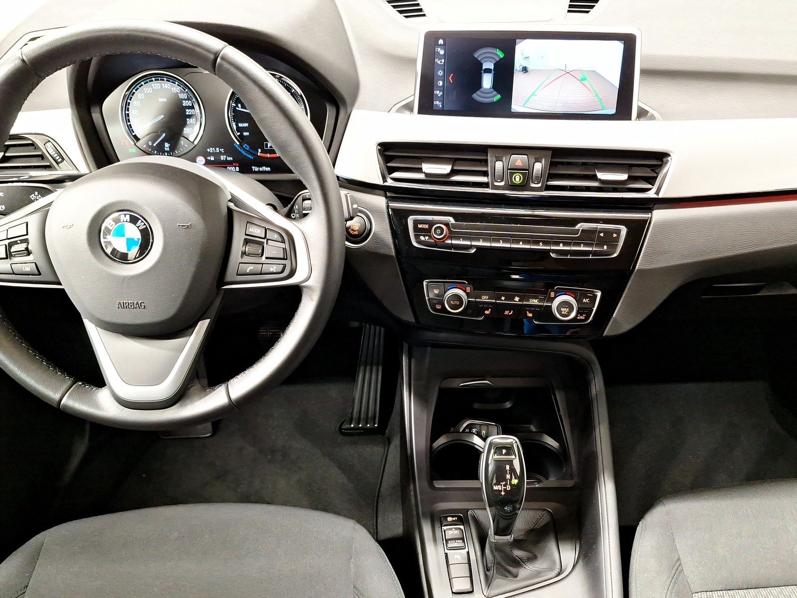 BMW X1 2022 г. Серебристый, пробег 48658 км