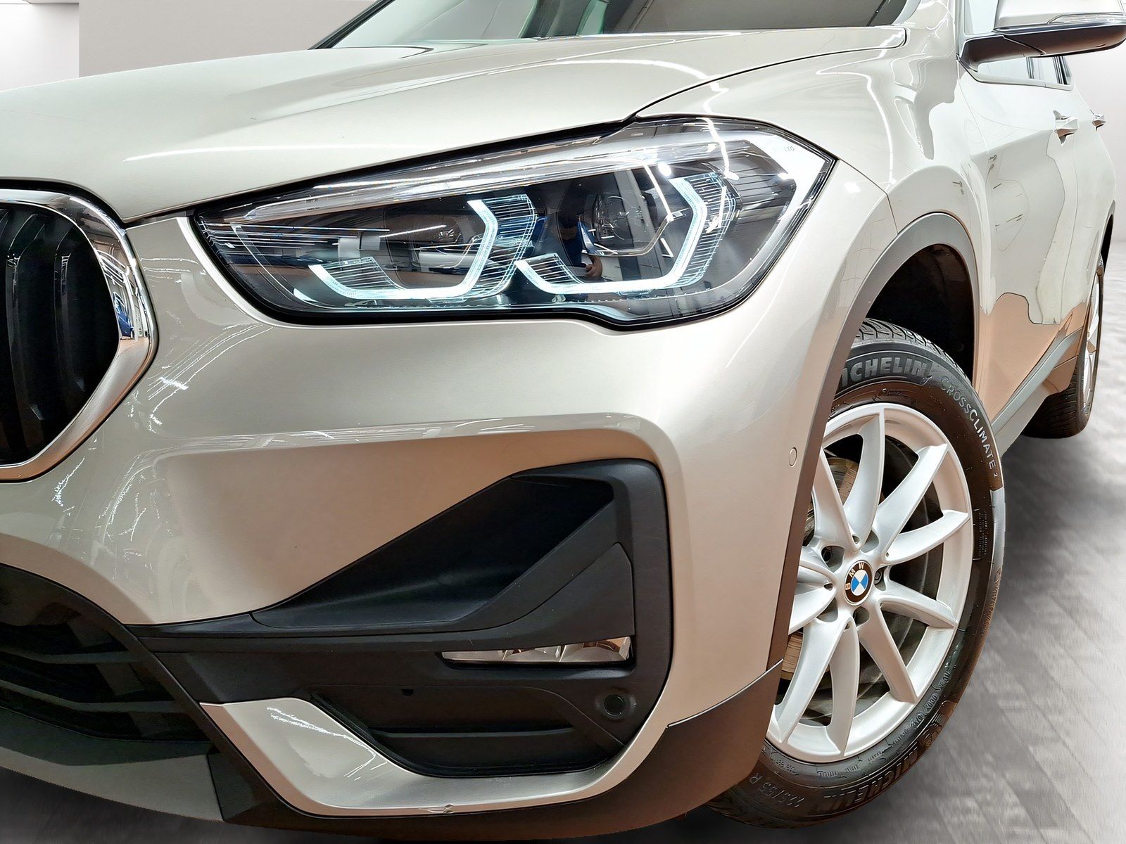 BMW X1 2022 г. Серебристый, пробег 48658 км