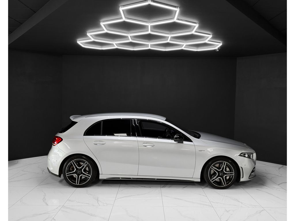 Mercedes-Benz A 35 AMG 2021 г. Серебристый, пробег 56350 км
