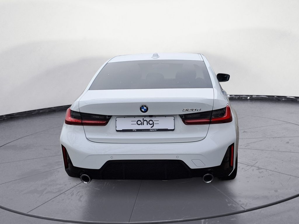 BMW 320 2025 г. Белый, пробег 20000 км