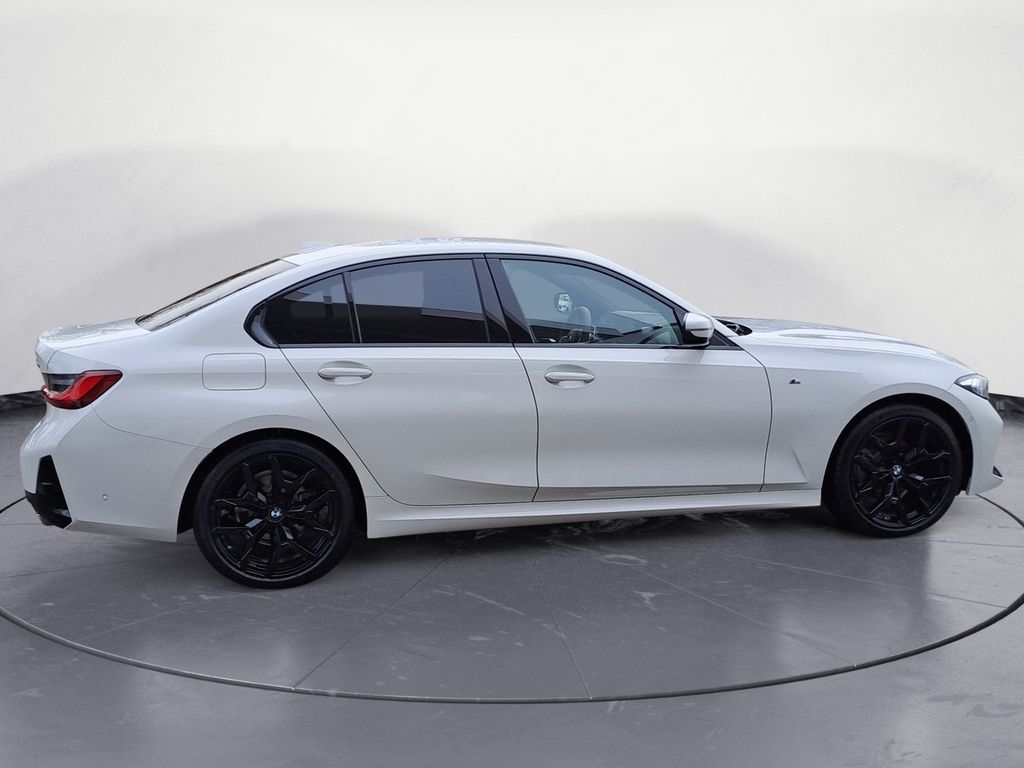 BMW 320 2025 г. Белый, пробег 20000 км