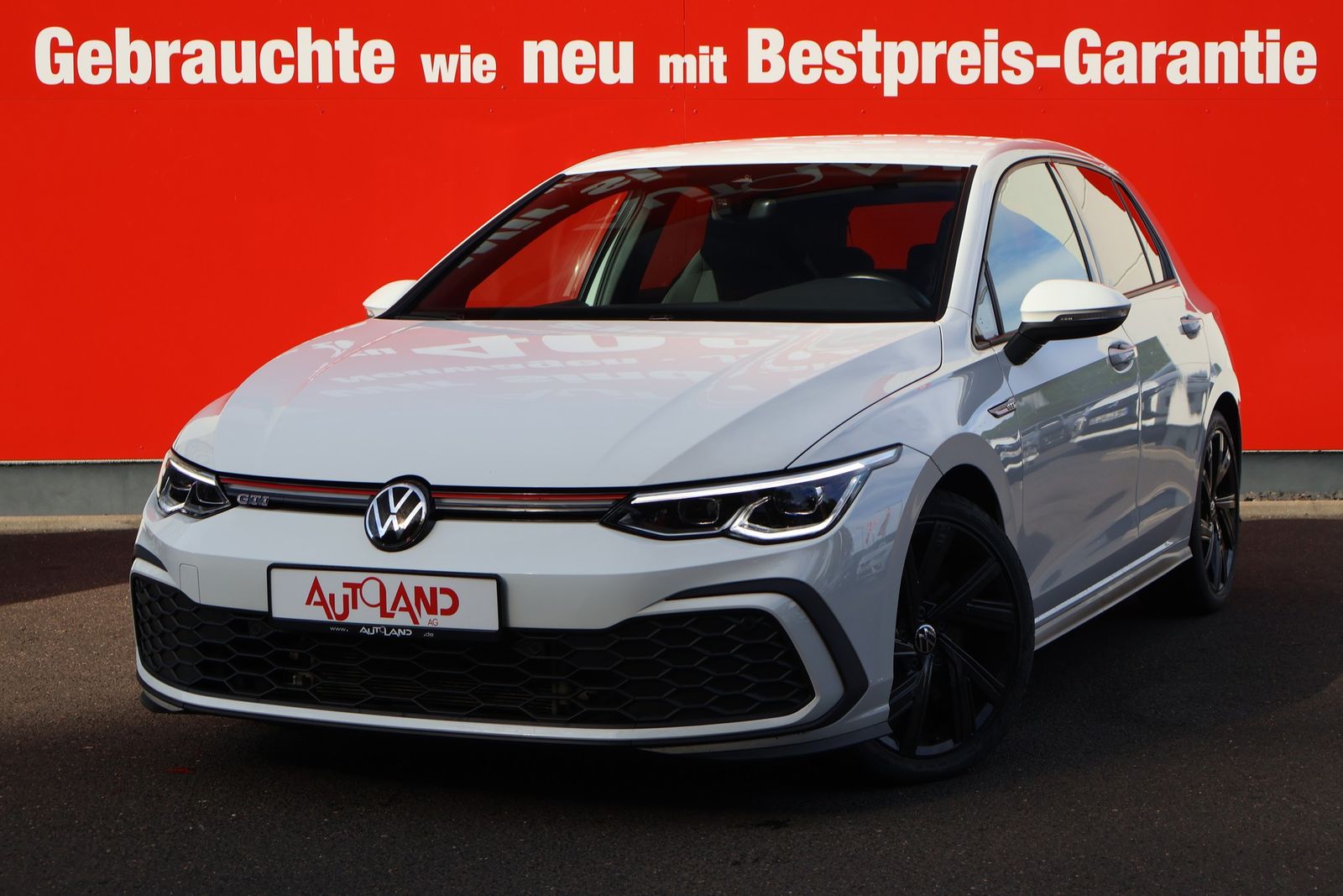 Volkswagen Golf 2022 г. Белый, пробег 49388 км