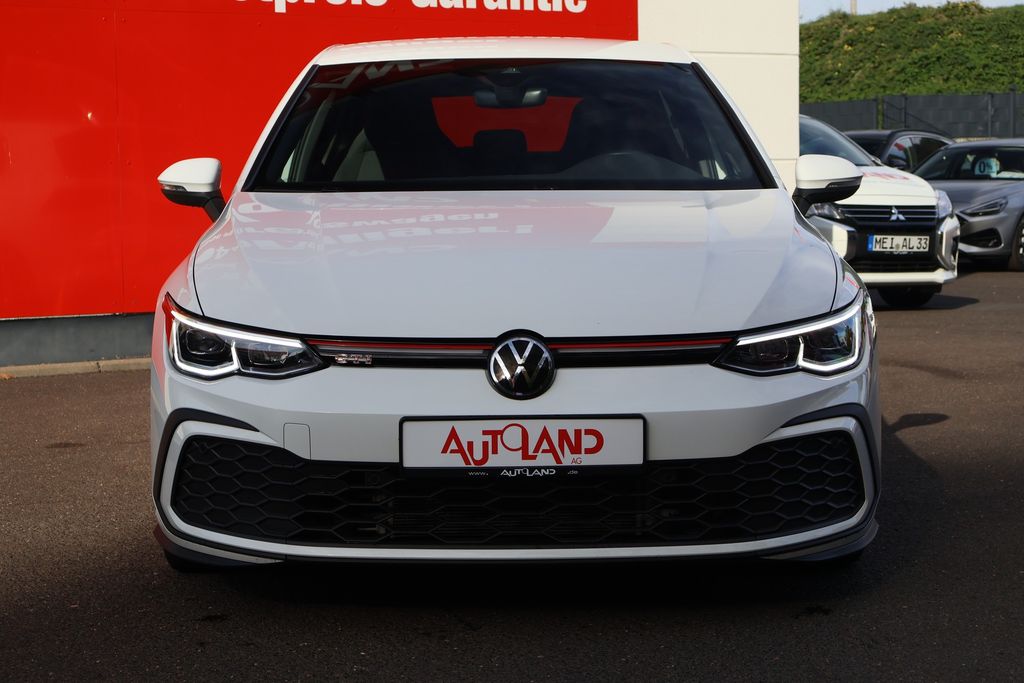 Volkswagen Golf 2022 г. Белый, пробег 49388 км