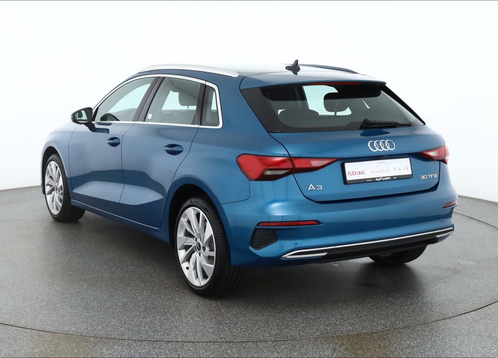 Audi A3 2022 г. Синий, пробег 45450 км