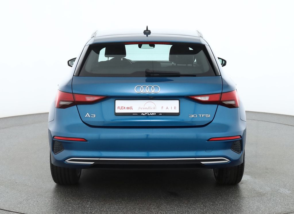 Audi A3 2022 г. Синий, пробег 45450 км
