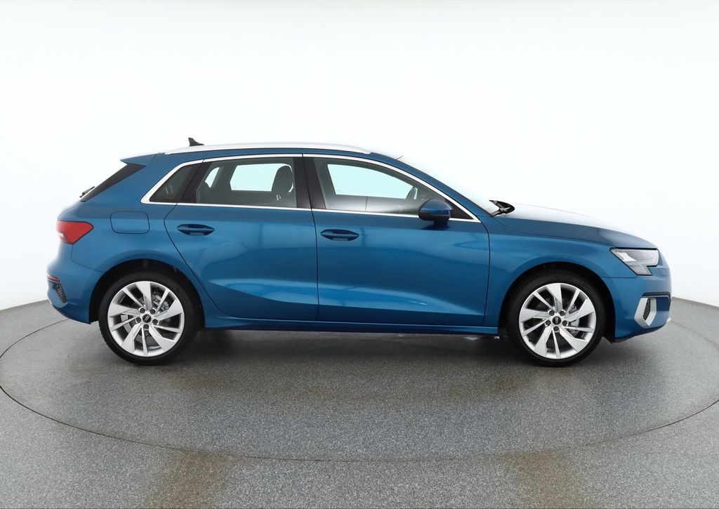 Audi A3 2022 г. Синий, пробег 45450 км