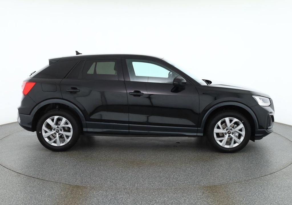 Audi Q2 2023 г. Чёрный, пробег 48057 км