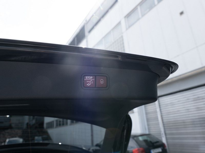 Mercedes-Benz E 450 2025 г. Серый, пробег 25040 км