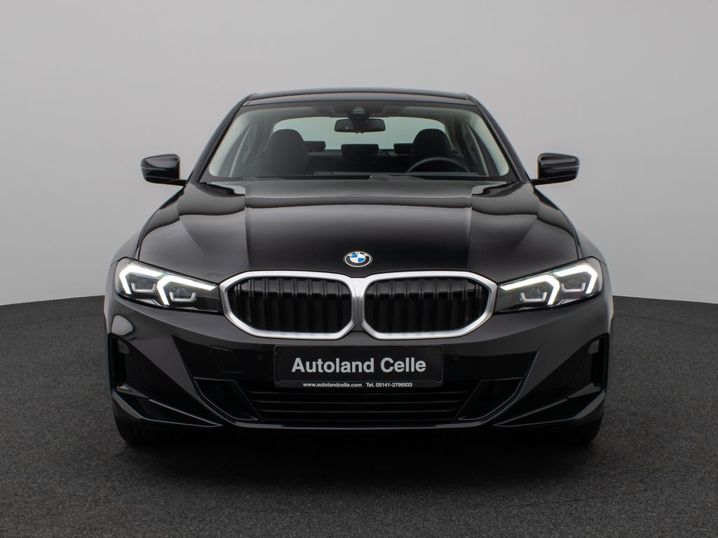 BMW 330 2022 г. Чёрный, пробег 25484 км