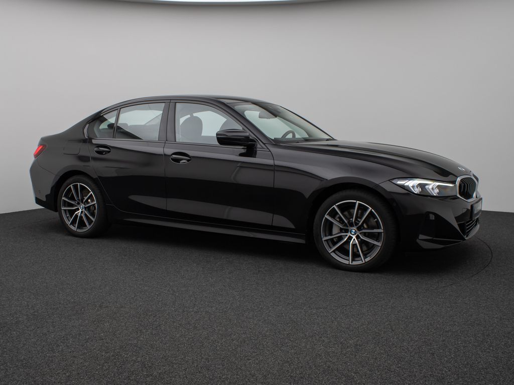 BMW 330 2022 г. Чёрный, пробег 25484 км