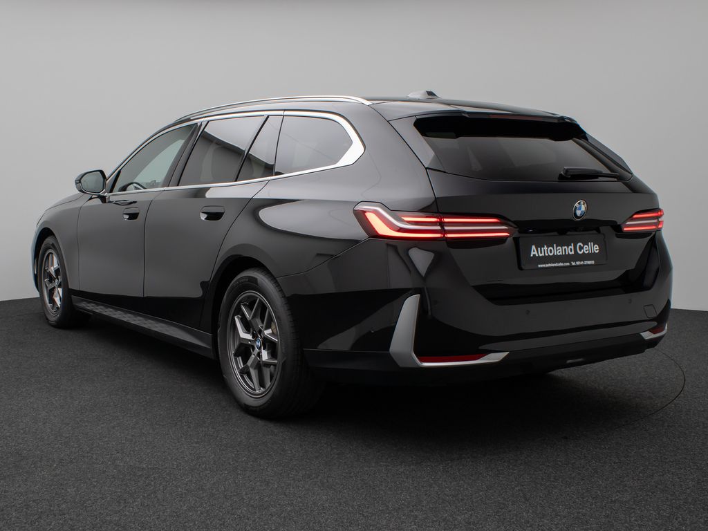 BMW 520 2025 г. Чёрный, пробег 18857 км