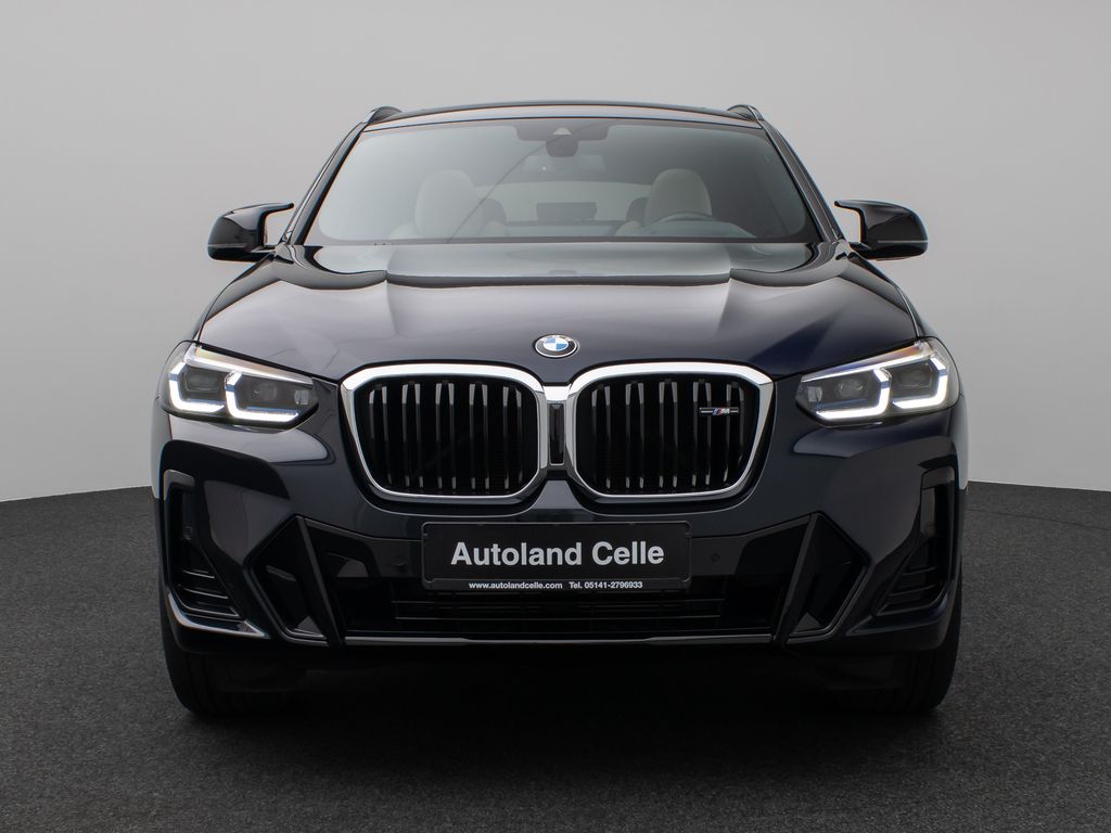 BMW X4 M40 2022 г. Чёрный, пробег 58180 км