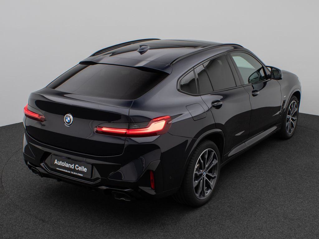 BMW X4 M40 2022 г. Чёрный, пробег 58180 км