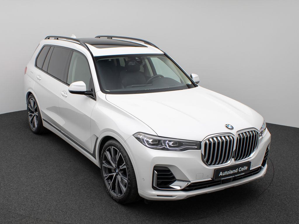 BMW X7 2022 г. Белый, пробег 59124 км
