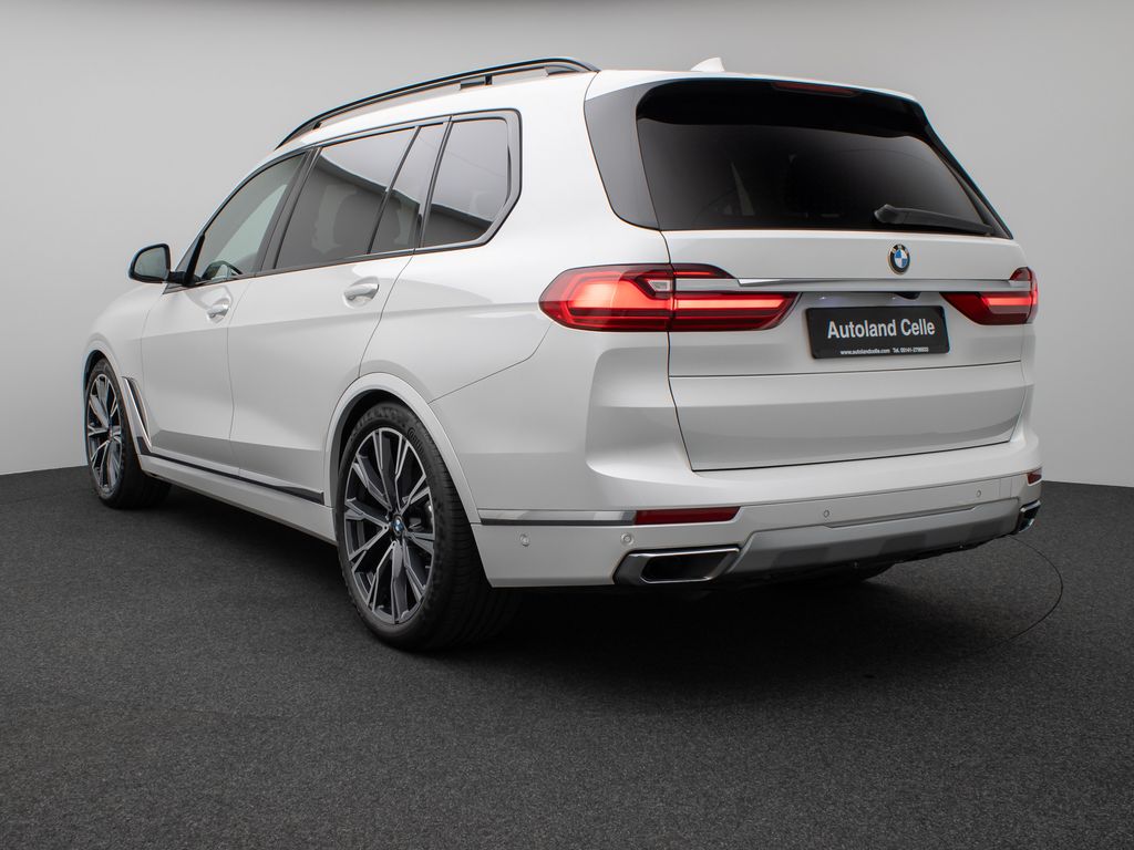 BMW X7 2022 г. Белый, пробег 59124 км