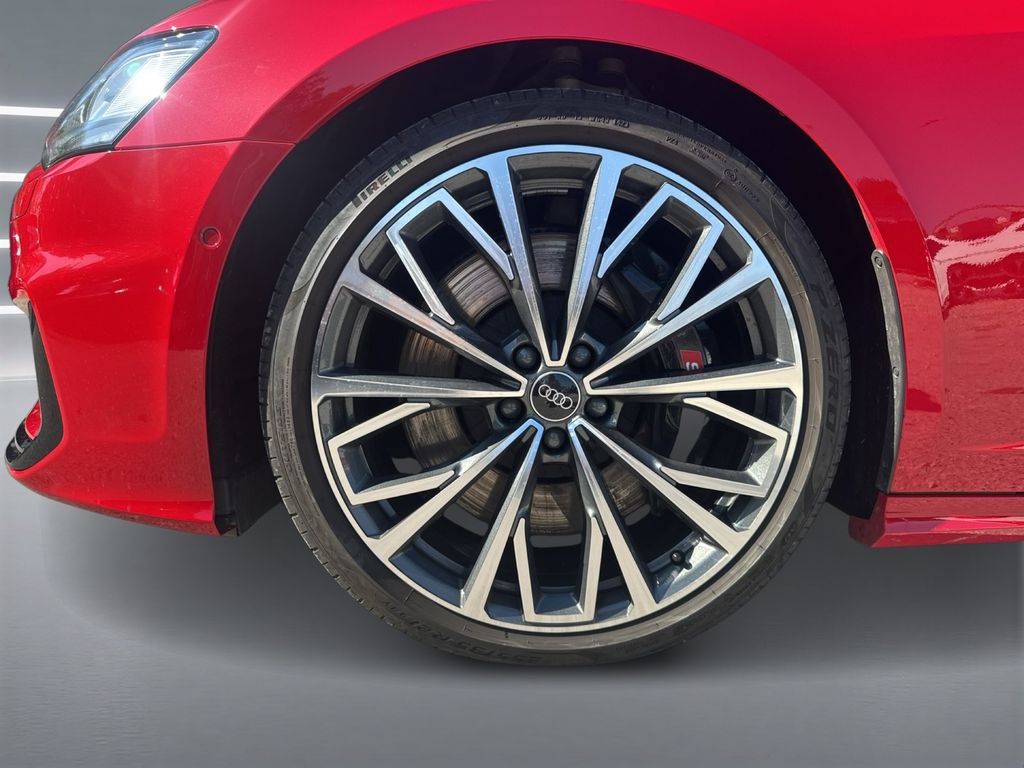 Audi S6 2023 г. Красный, пробег 36250 км