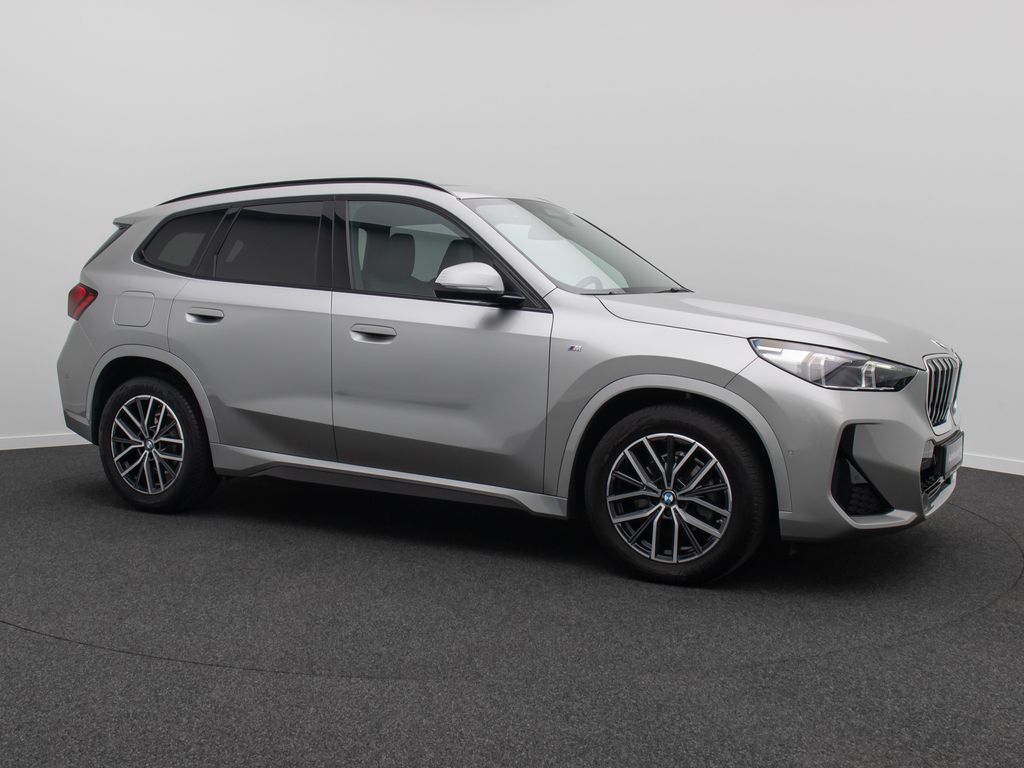 BMW X1 2023 г. Серебристый, пробег 24510 км