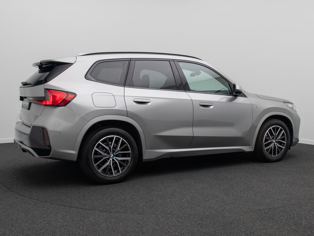 BMW X1 2023 г. Серебристый, пробег 24510 км