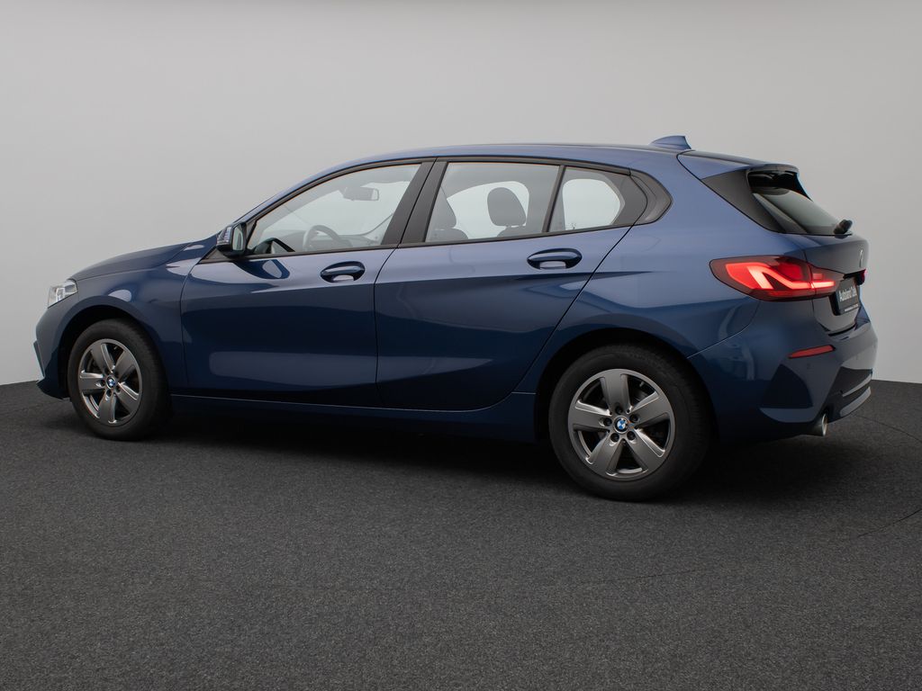 BMW 118 2023 г. Синий, пробег 42672 км