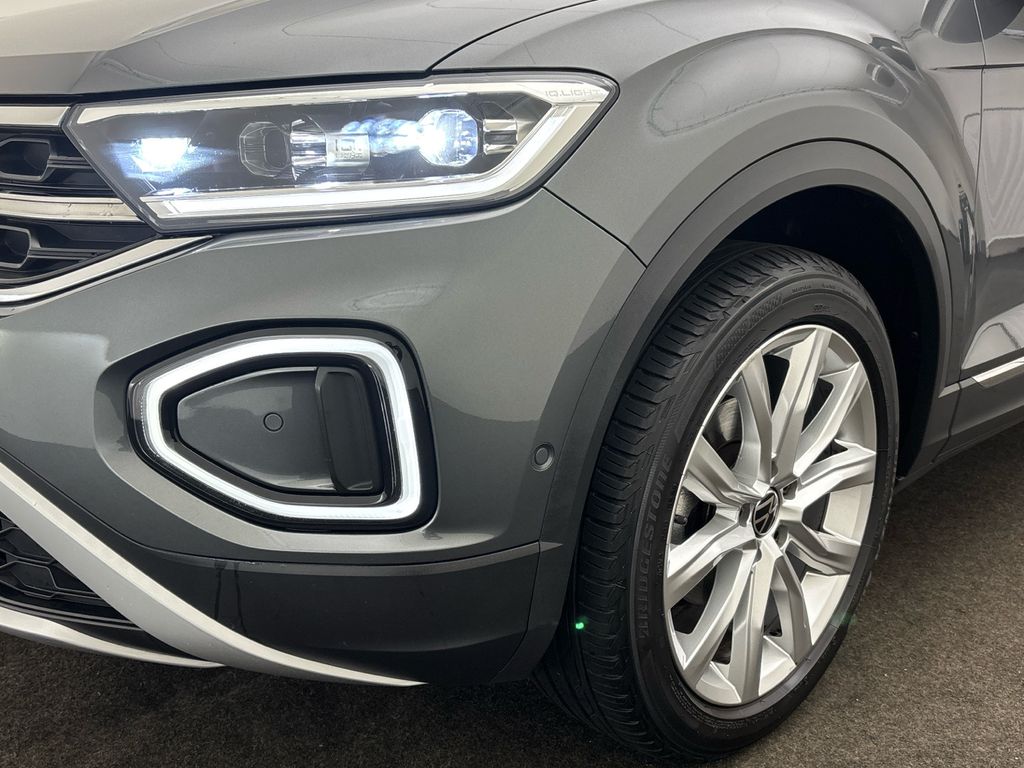 Volkswagen T-Roc 2023 г. Серый, пробег 33818 км