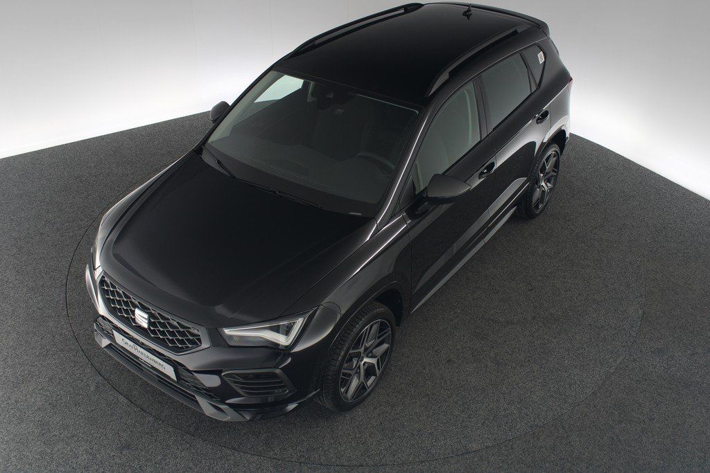 SEAT Ateca 2022 г. Чёрный, пробег 59000 км