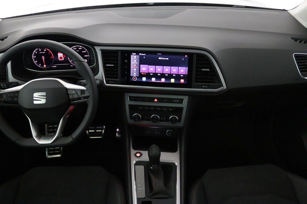 SEAT Ateca 2022 г. Чёрный, пробег 59000 км