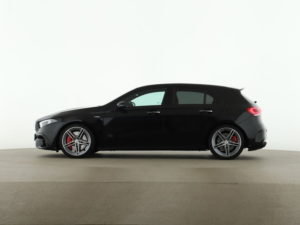 Mercedes-Benz A 45 AMG 2022 г. Чёрный, пробег 12900 км