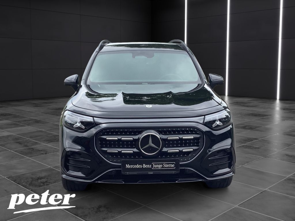 Mercedes-Benz GLB 220 2026 г. Чёрный, пробег 8000 км