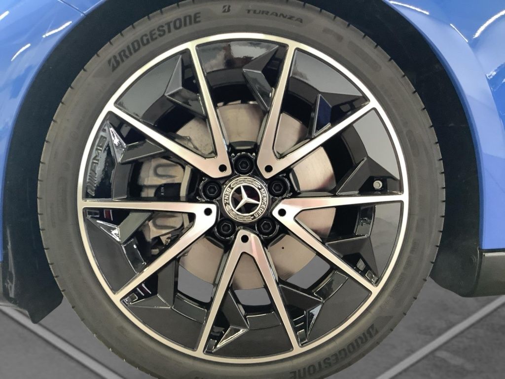 Mercedes-Benz CLA 200 2026 г. Синий, пробег 8000 км