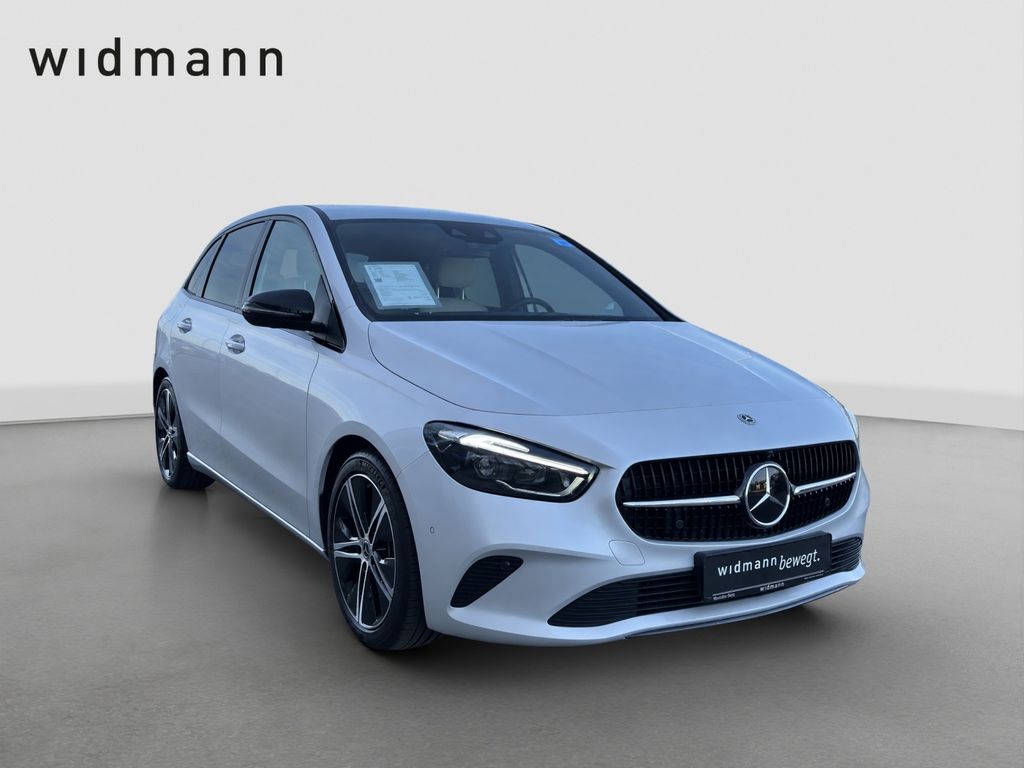 Mercedes-Benz B 200 2023 г. Серебристый, пробег 21215 км