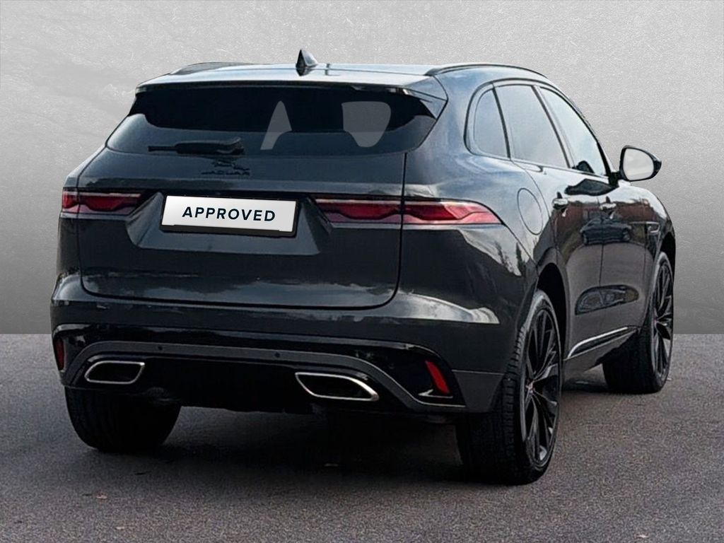 Jaguar F-Pace 2022 г. Серый, пробег 43000 км