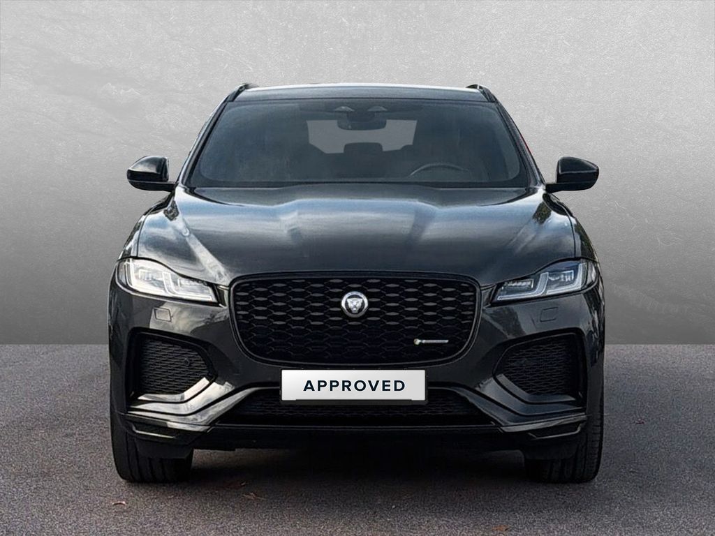 Jaguar F-Pace 2022 г. Серый, пробег 43000 км