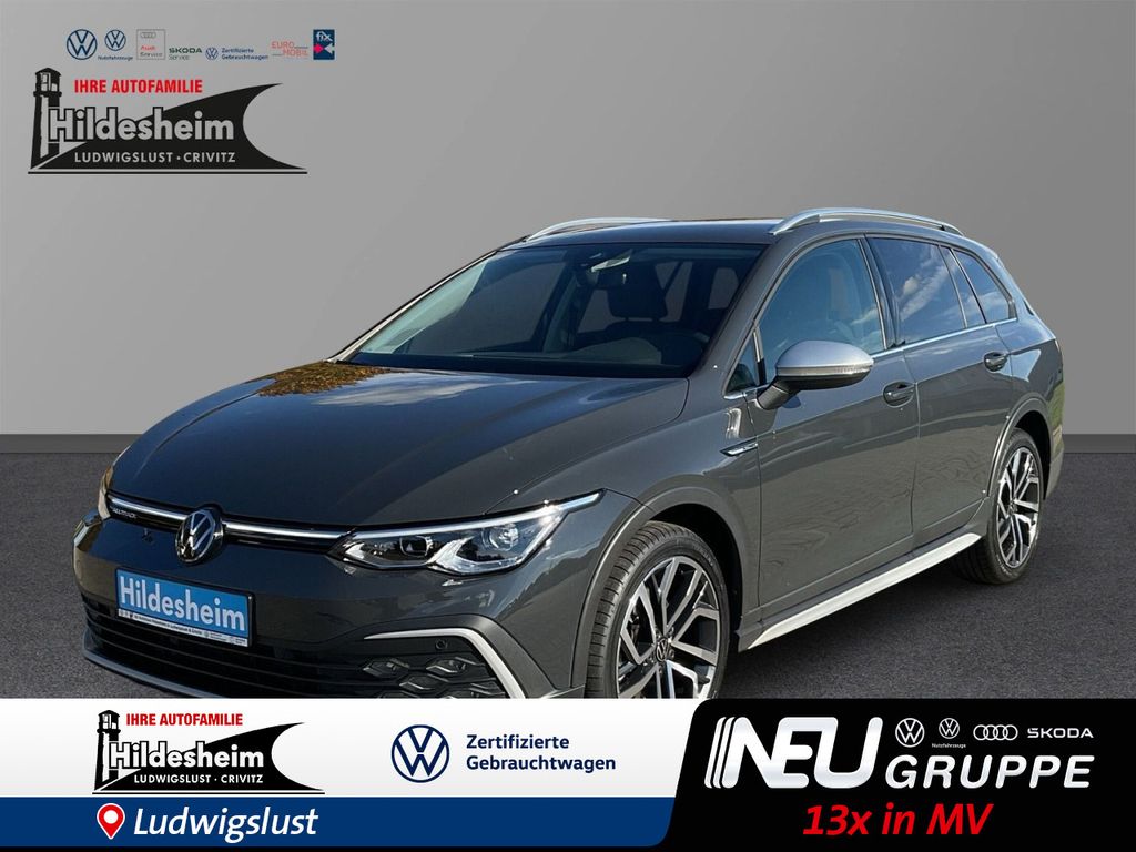 Volkswagen Golf 2024 г. Серебристый, пробег 26700 км