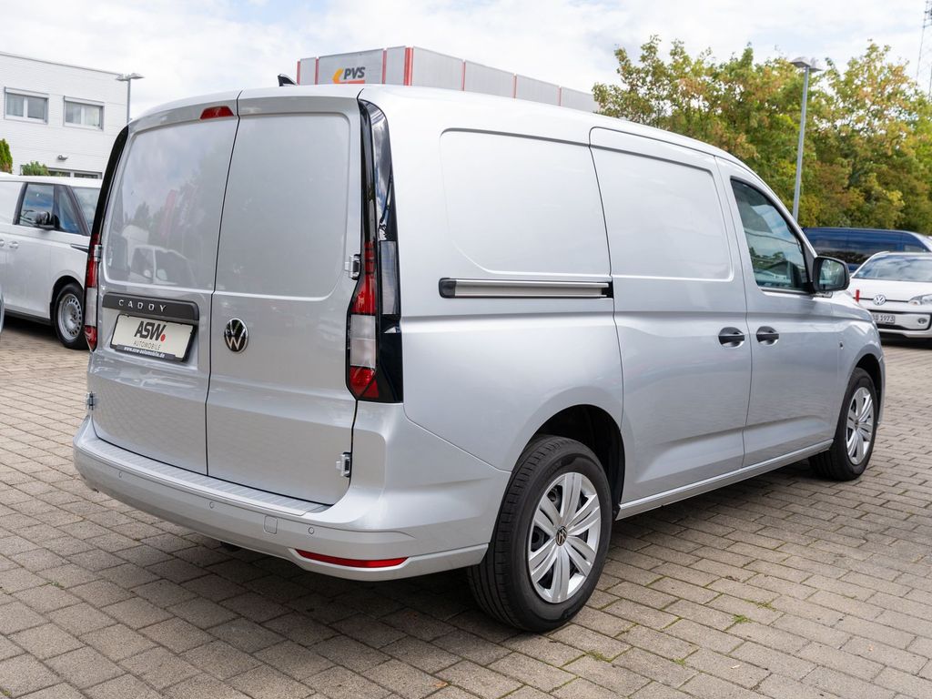 Volkswagen CADDY MAXI 2023 г. Серебристый, пробег 23800 км