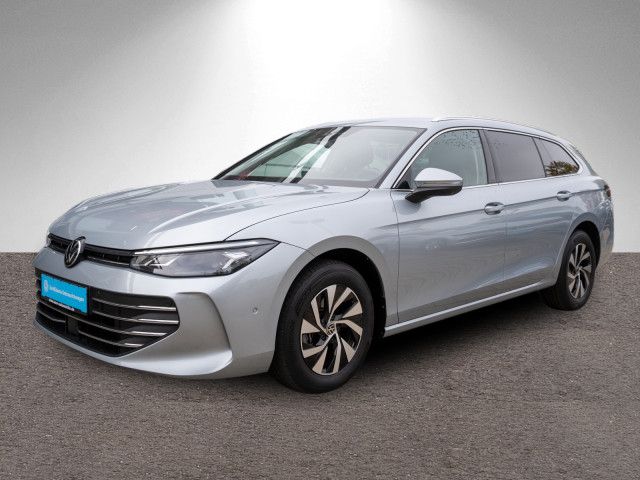 Volkswagen PASSAT VARIANT 2024 г. Серебристый, пробег 52500 км