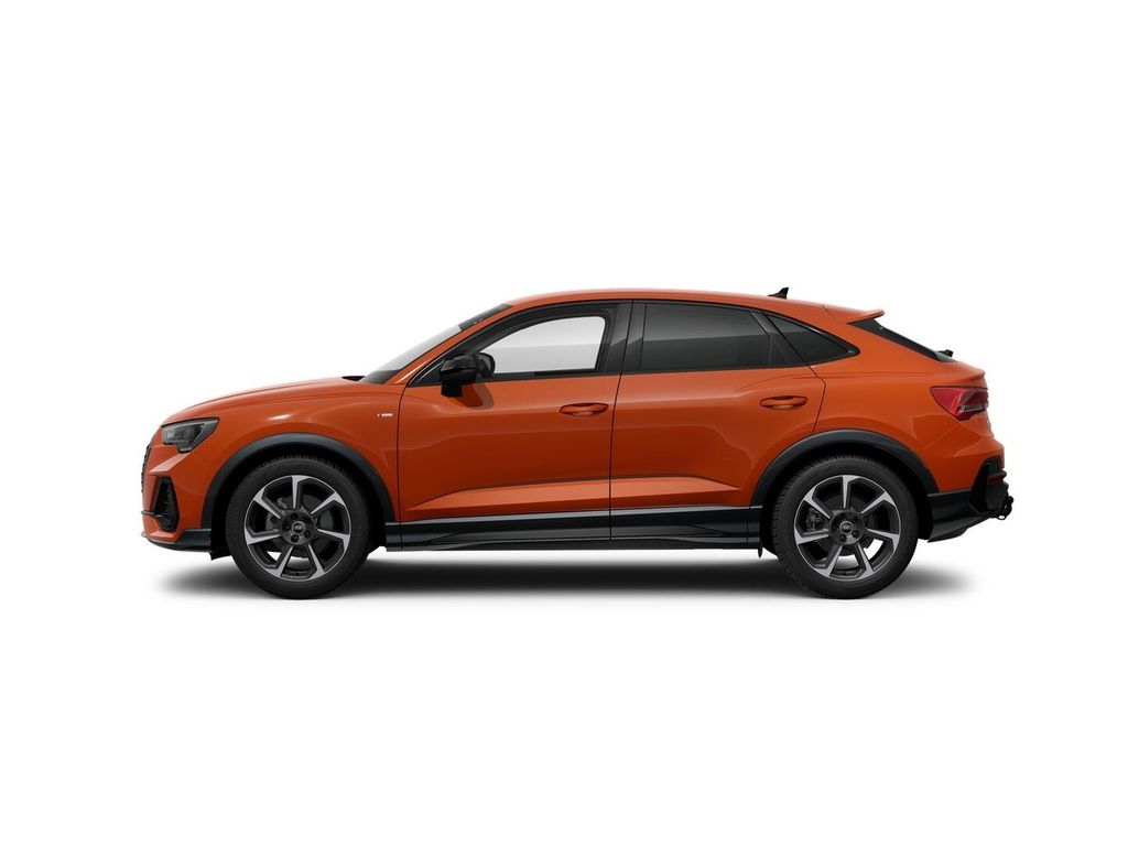 Audi Q3 2022 г. Оранжевый, пробег 43200 км