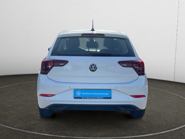 Volkswagen Polo 2023 г. Белый, пробег 59488 км
