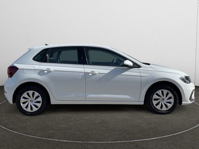 Volkswagen Polo 2023 г. Белый, пробег 59488 км