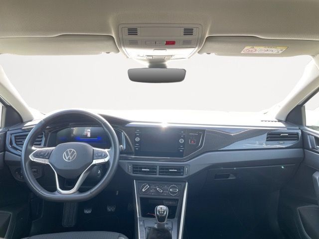 Volkswagen Polo 2023 г. Белый, пробег 59488 км