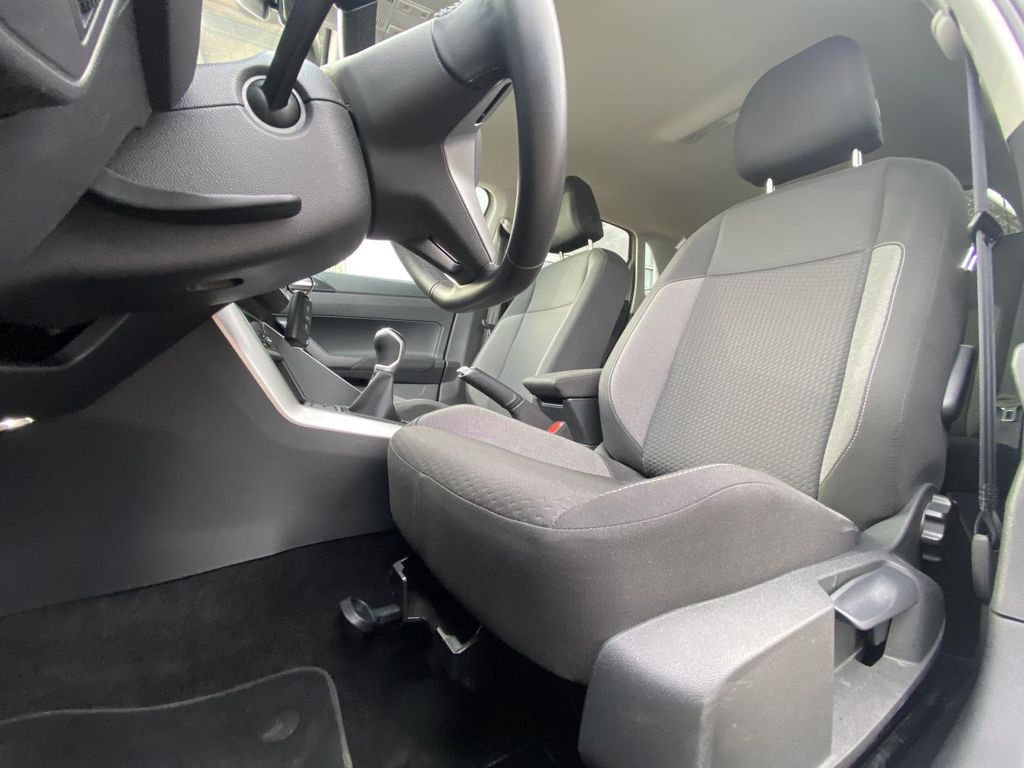 Volkswagen Polo 2023 г. Серый, пробег 38029 км