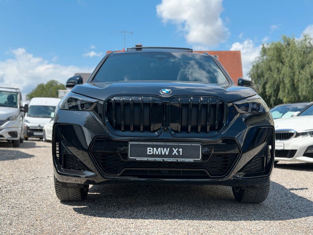 BMW X1 2026 г. Чёрный, пробег 26999 км